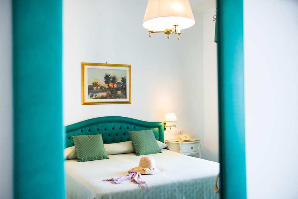 Hotel Pellegrino Praiano Εξωτερικό φωτογραφία