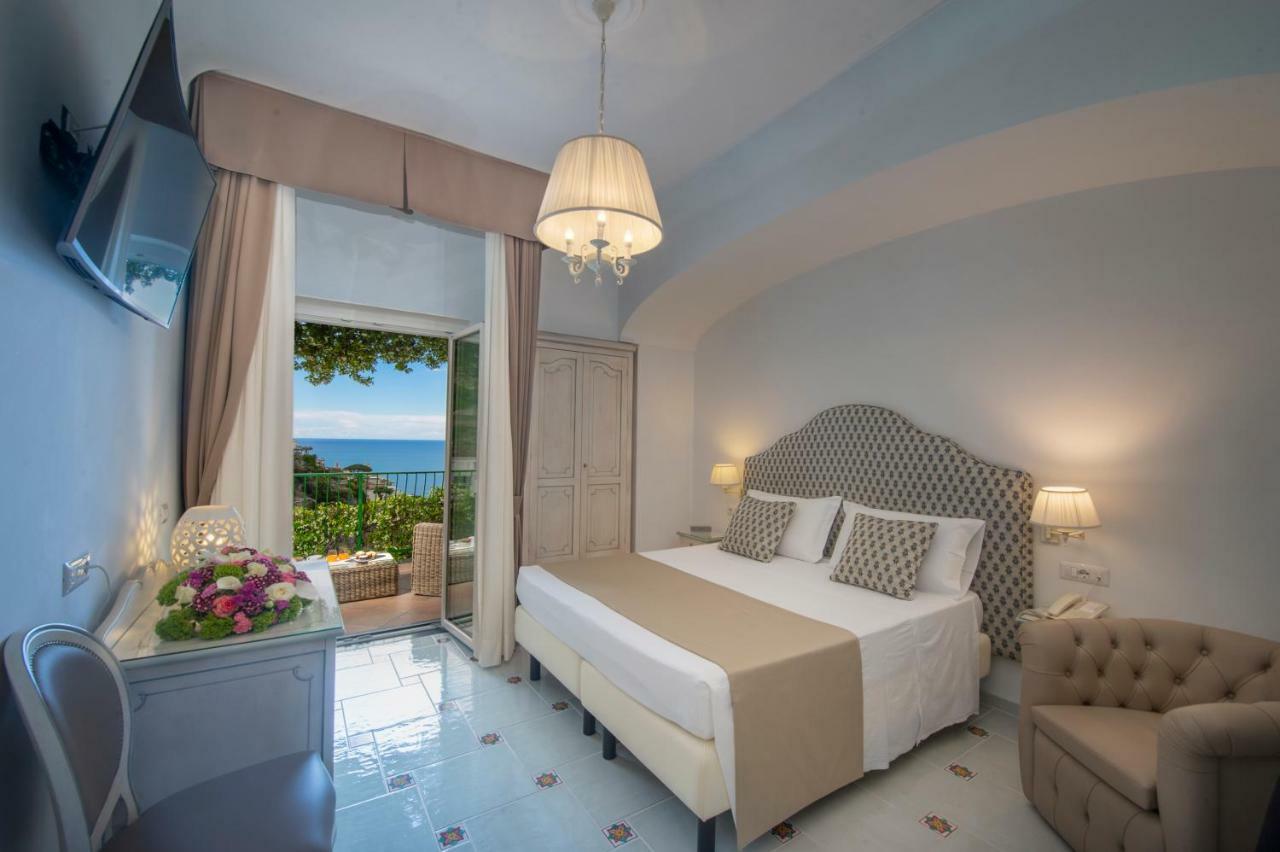 Hotel Pellegrino Praiano Εξωτερικό φωτογραφία