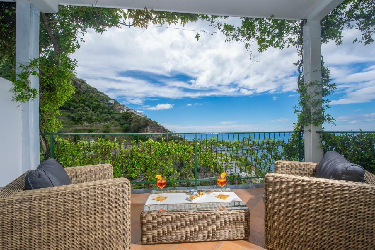 Hotel Pellegrino Praiano Εξωτερικό φωτογραφία